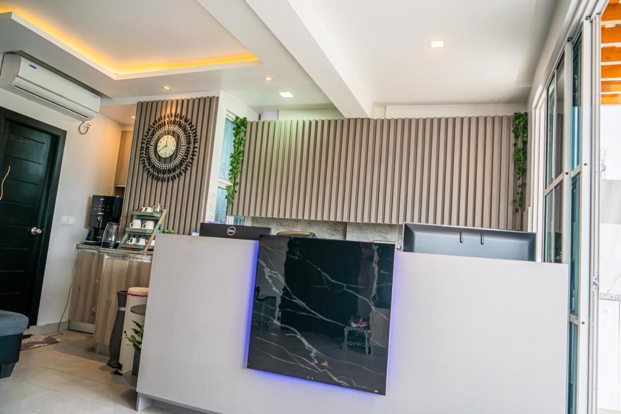 Tour Inn ماليه المظهر الخارجي الصورة
